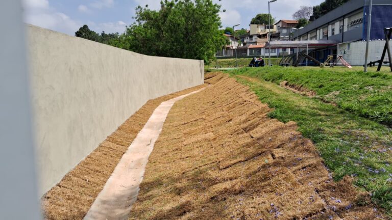 MURO ARRIMO CEI CAMPO LIMPO (3)